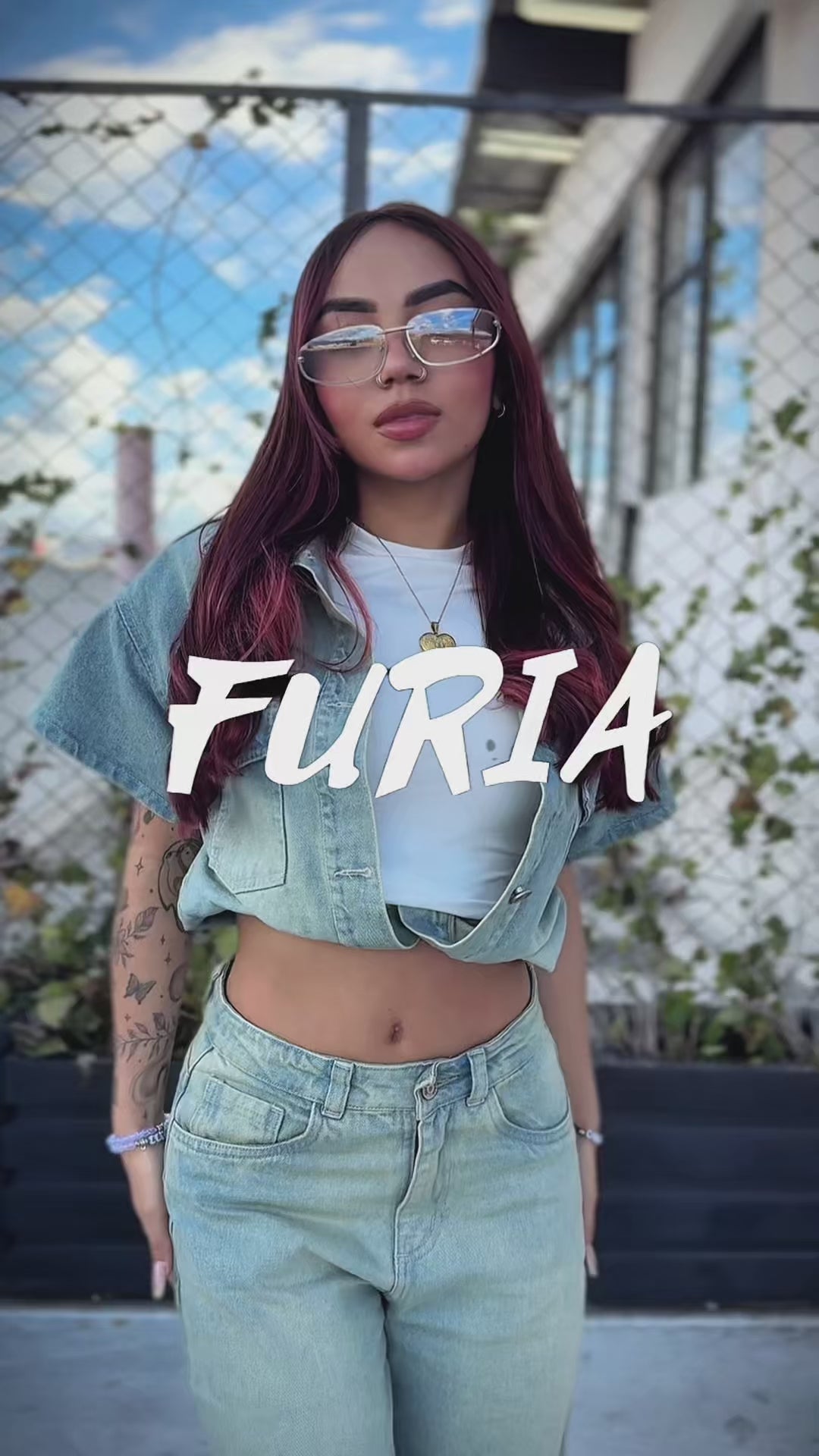 Cargar video: 